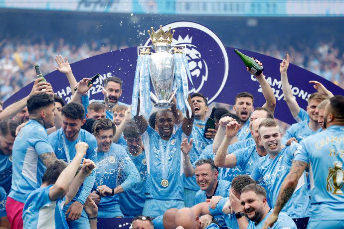 两粒禁区外欧冠进球被拿来与皮耶罗比较，福登：我很荣幸（欧冠两记禁区外破门被拿来与皮耶罗相提并论，福登：深感荣幸）