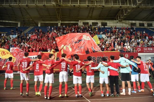 次节前7次出手全部命中！杜兰特半场21分4篮板5助攻