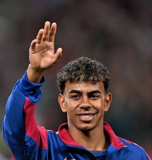 全市场：那不勒斯将格雷茨卡视为中场补强的首选目标（全市场：格雷茨卡成那不勒斯中场补强首选）