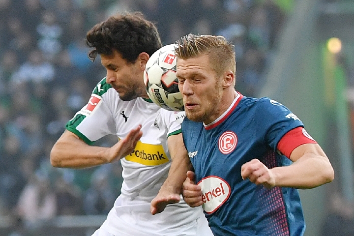 曹法尔：西汉姆缺少领袖；赖斯肯定会成为下一任英格兰队长