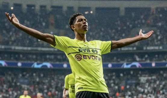 68分钟3-0！朱婷16分获单场最佳，科内利亚诺欧冠23连胜冲世俱杯