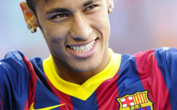 铜梁龙选帅举棋不定！张外龙或绝迹中超江湖，谢晖带队一年游？刘建业或逆袭（铜梁龙主帅悬而未决：张外龙或告别中超，谢晖恐成一年过客？刘建业迎逆袭良机）