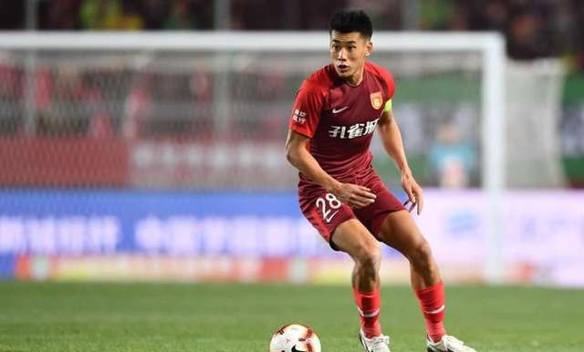 意媒：尤文正在关注吕迪格的情况，球员与斯帕莱蒂关系密切（意媒：尤文关注吕迪格动向，球员与斯帕莱蒂关系紧密）