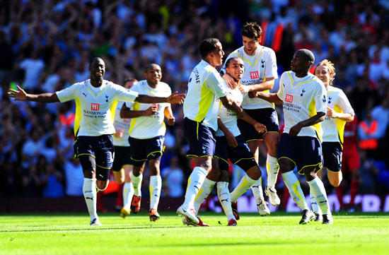 欧冠半场：艾尔尤努西开场70秒闪击，比利亚雷亚尔0-1哥本哈根（欧冠半场：艾尔尤努西70秒先声夺人，哥本哈根暂1-0领先比利亚雷亚尔）