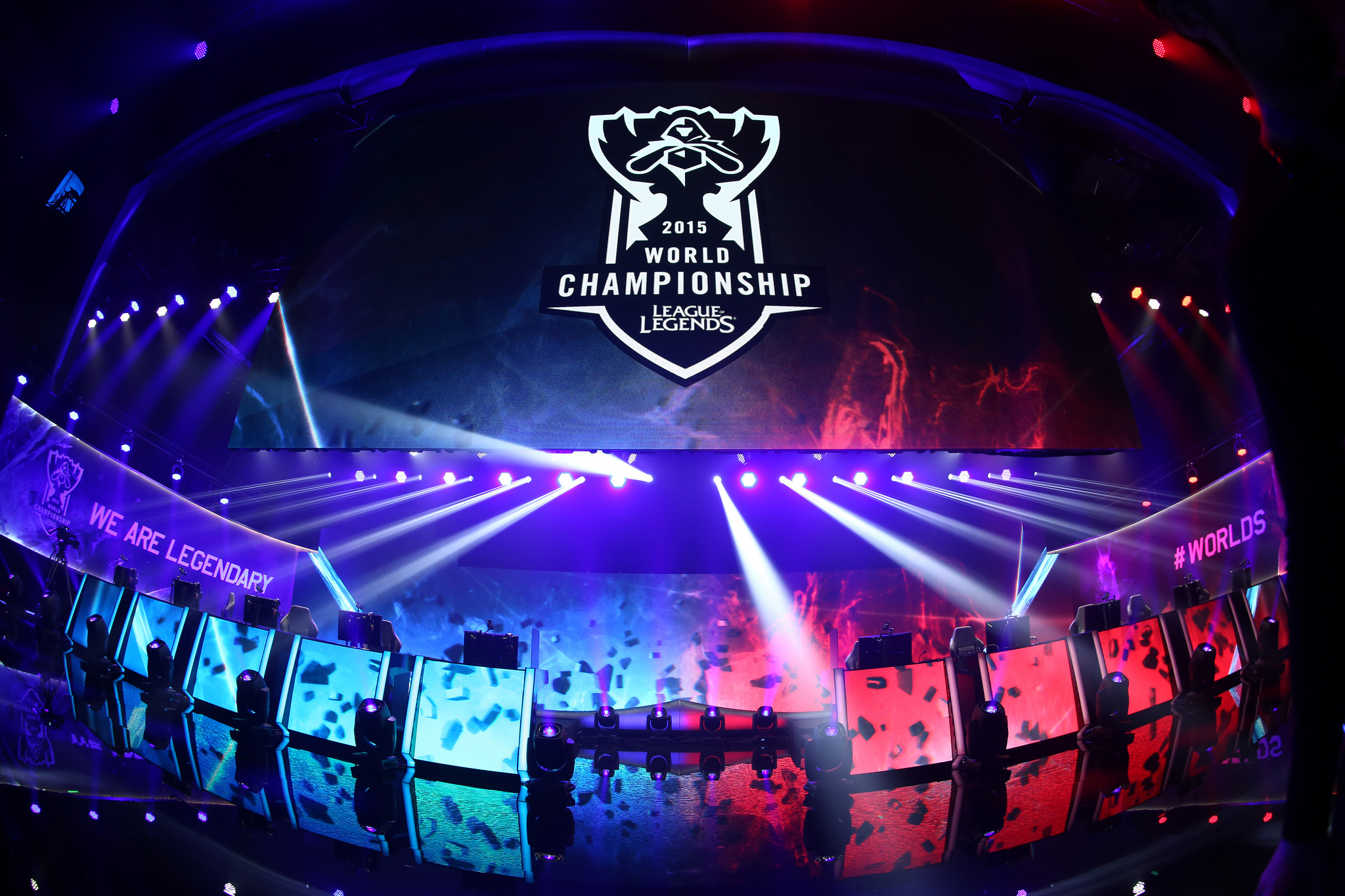 RNG现状：曾拥有一整栋高楼 现在可以立马宣布解散