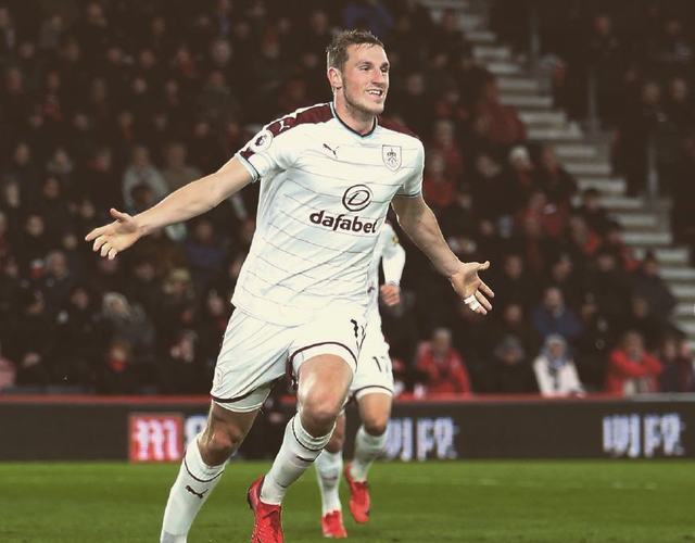 半场战报：乌迪内斯0-1热那亚，马利诺夫斯基点射