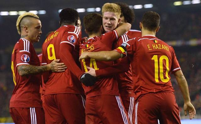 博主：广岛三箭主帅斯基伯目前并不存在去山东泰山的可能性