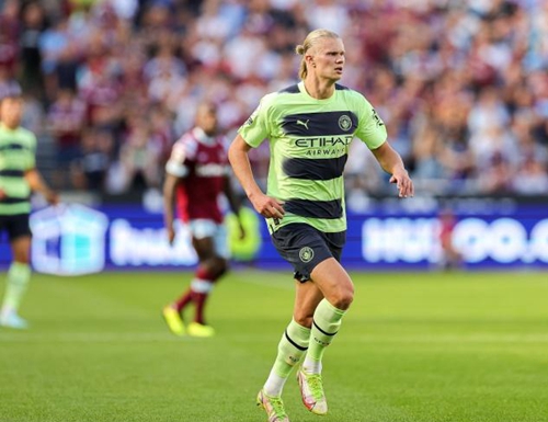 新鹏城vs成都：三外援PK四外援，韦世豪、杨明洋出战