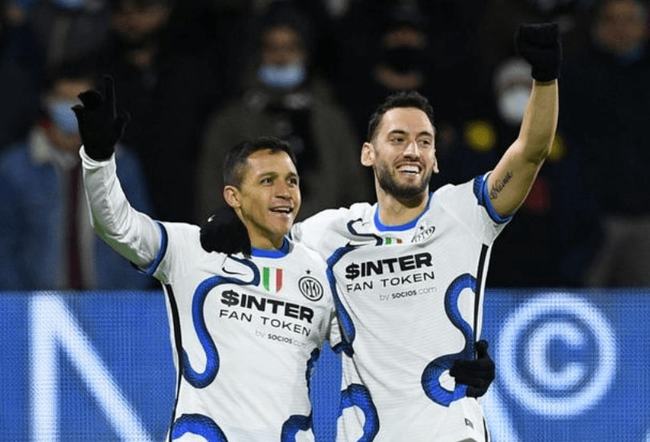 每体：巴萨仍在关注凯恩，等待他和拜仁的最终动向