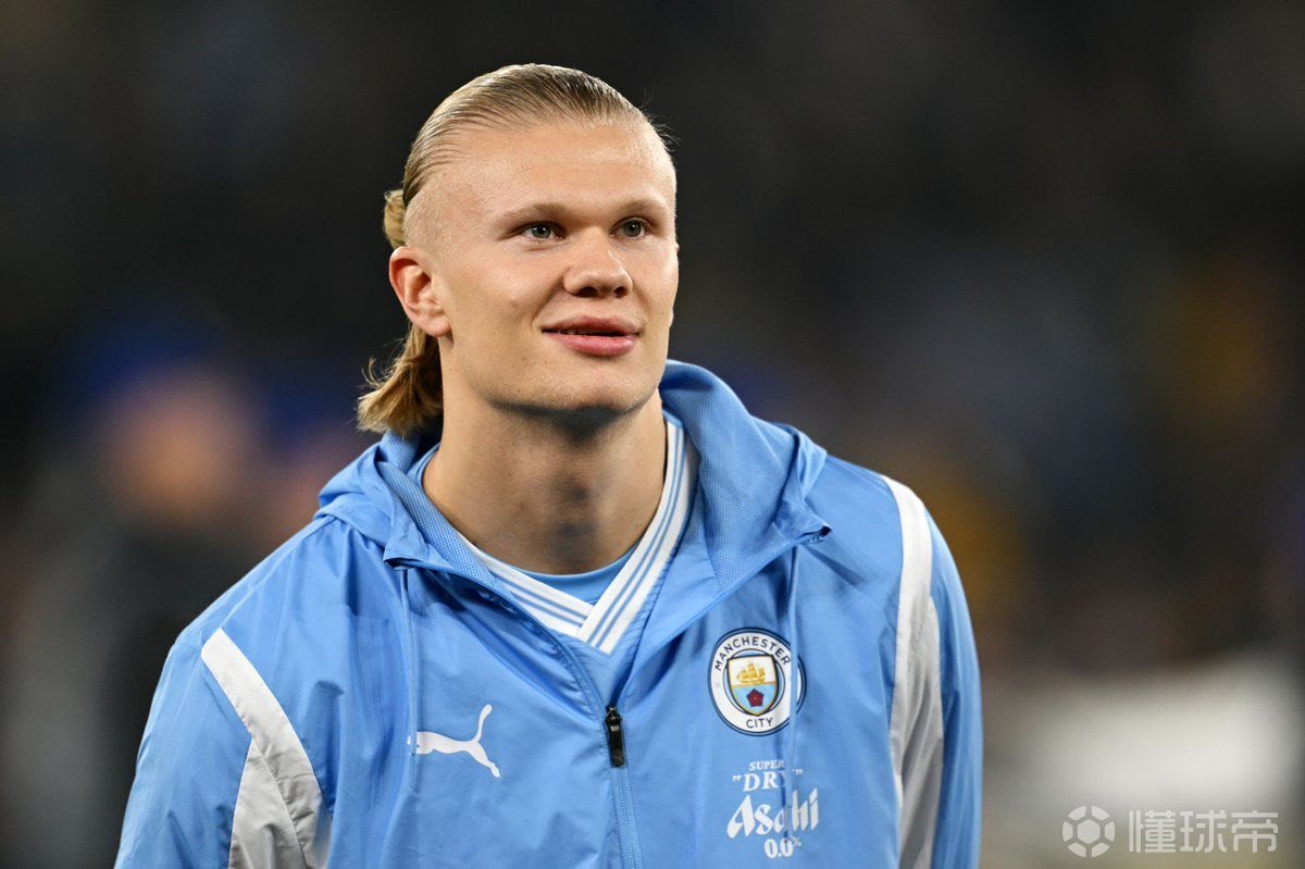 世体：巴萨申请开放北看台，球场容量有望增加到6.2万人（世体：巴萨拟开放北看台，球场容量有望升至6.2万人）